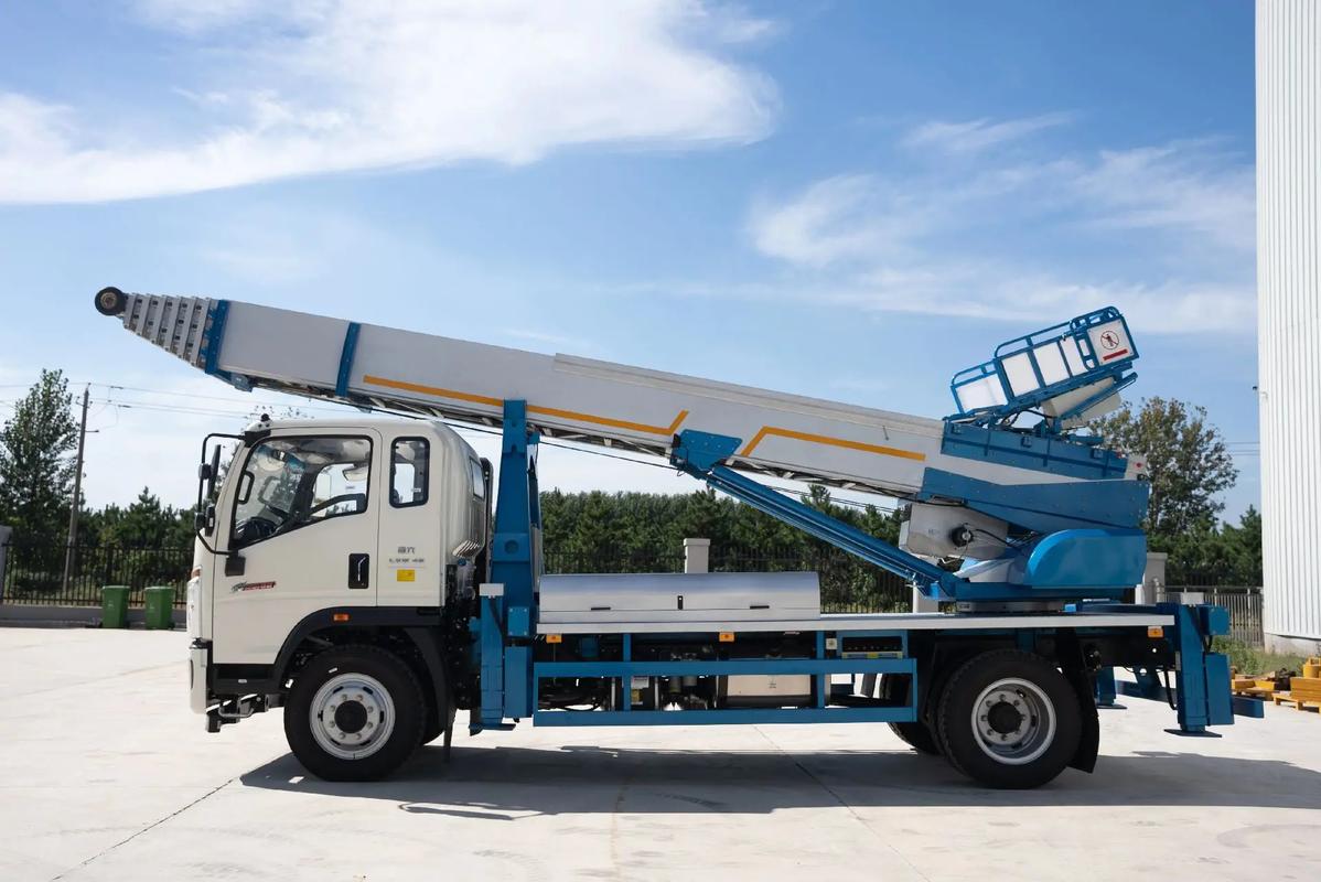 宁远云梯上料车租赁费用