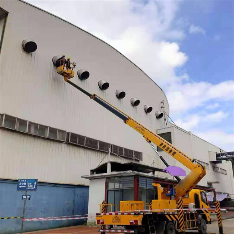 宁远高空作业车出租服务：专业广告牌安装解决方案