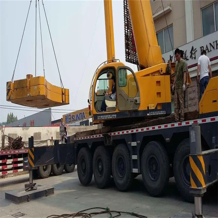 宁远当地吊车出租|机器吊装|75吨|工厂搬迁服务